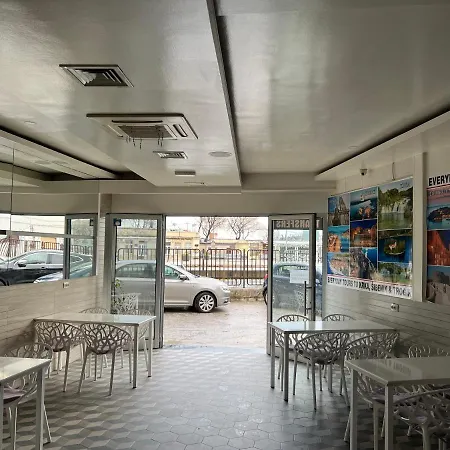 Апартаменти Simoni *