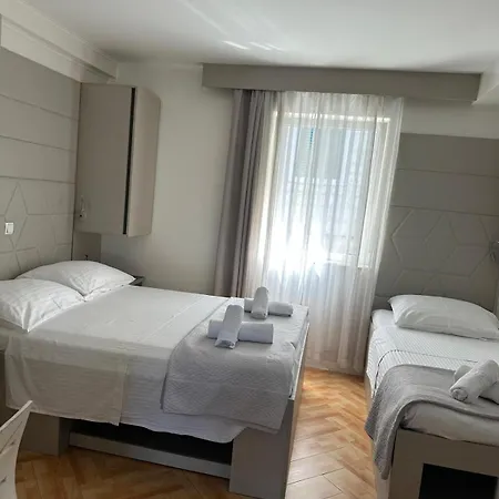 Simoni Apartment *