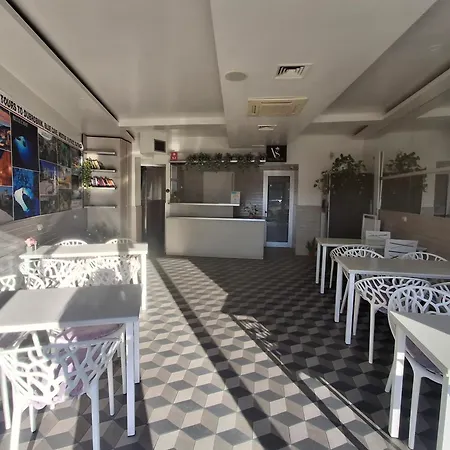 Simoni Apartament *